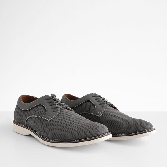 NIB STEVE MADDEN Drigon Shoe Grey Suede 9.5